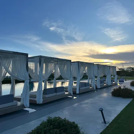 Santa Marina Hotell Glífa