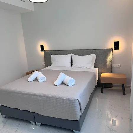Santa Marina Hotell Glífa
