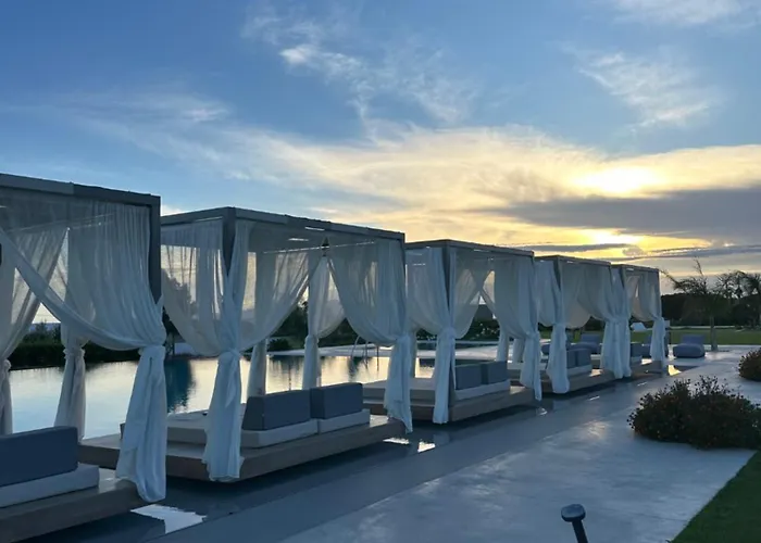 Santa Marina Hotel Glífa